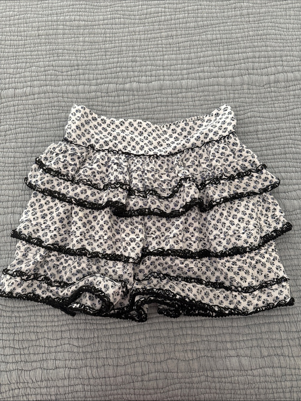 Poupette St Barth tiered mini skirt Size small